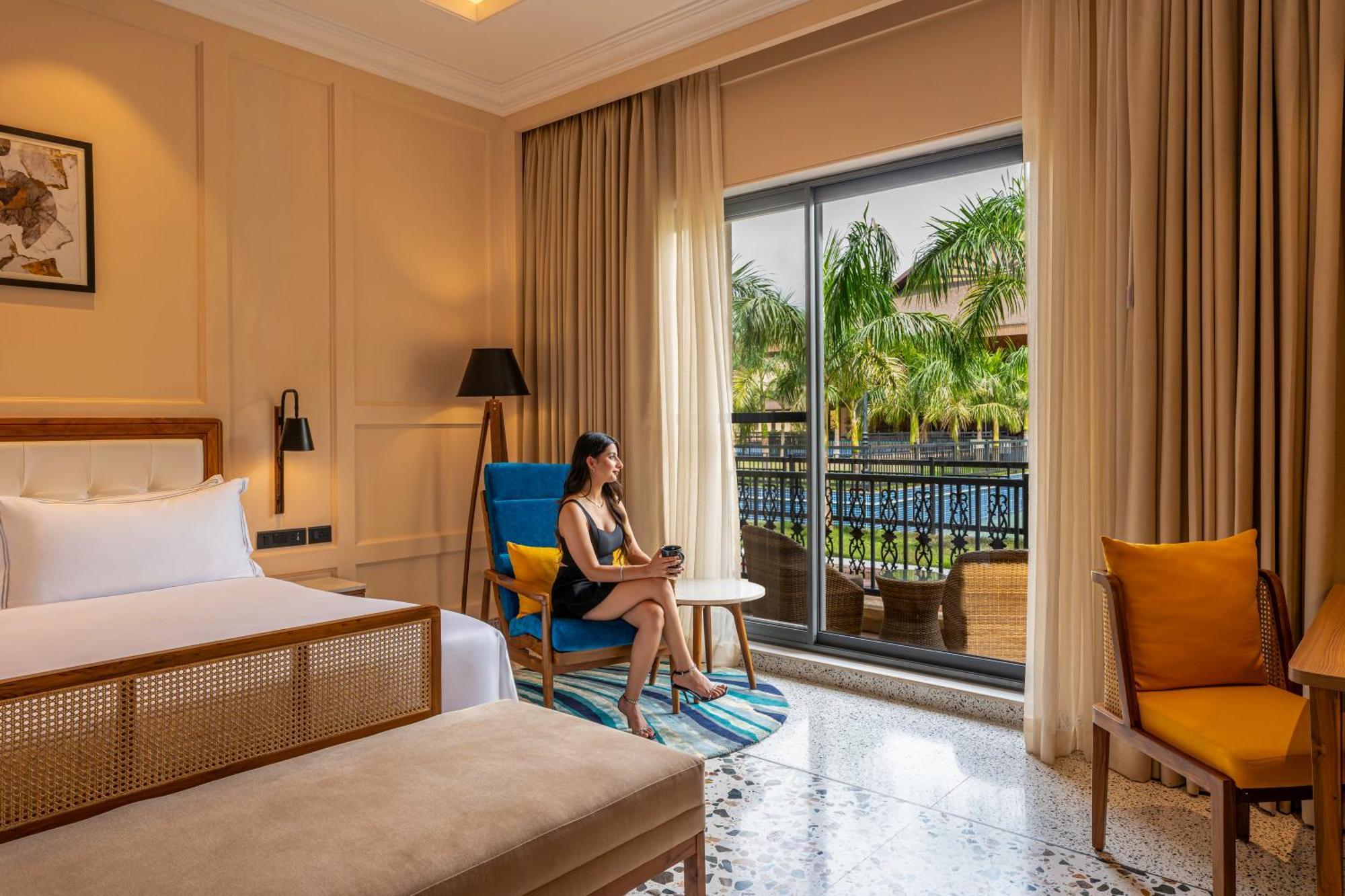 Radisson Blu Plaza Resort & Convention Centre Karjat Exterior foto A guest at the hotel